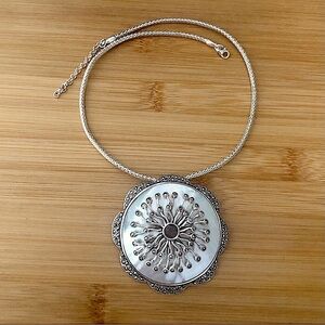 $98  Designer Estate Pendant & Necklace   P.R. 925 ITALY & P.R. 925 THAI